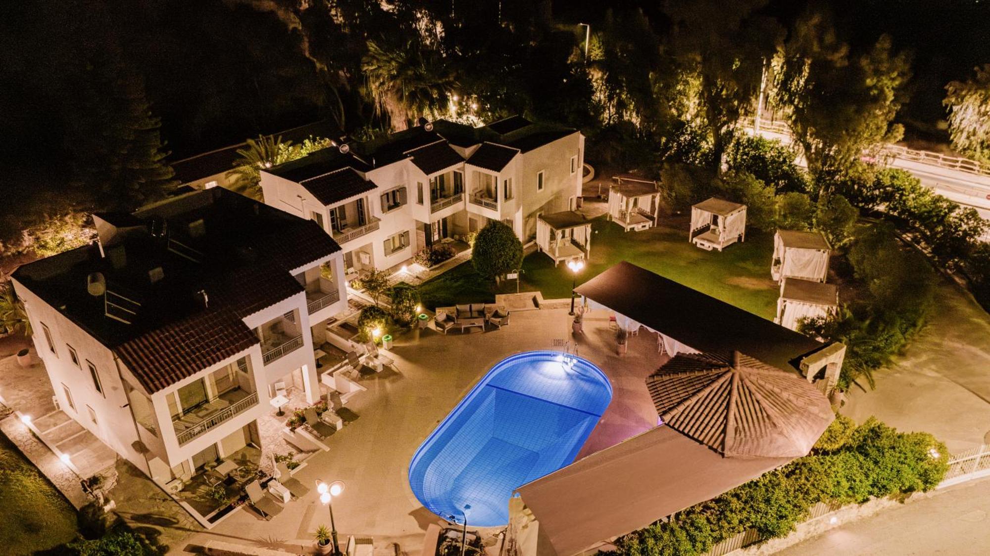 شقة Iphigenia Mythic Retreat خيرسونِسوس المظهر الخارجي الصورة
